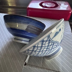 捨てるには勿体無い綺麗な食器の画像