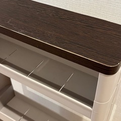 スキマ収納ラックの画像