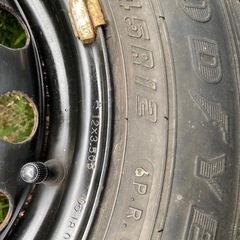 145R12 6pr スタッドレス 4本の画像