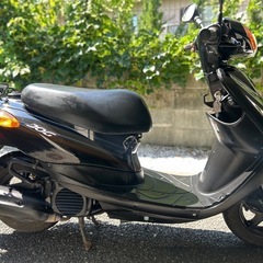 ✨商談中✨福岡市☆ヤマハ ジョグデラックス 50cc ブラックメタリック 整備済み🔧  ☆SA39J☆4stインジェクション☆2013年式フロントディスクブレーキ仕様✨の画像
