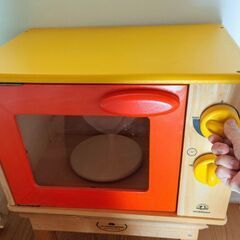 おままごと・Wonderworld  木製電子レンジ MICROWAVE （オシャレです😊）下見どうぞ🌸の画像