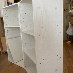 ニトリ　カラーボックス2セット扉付きの画像