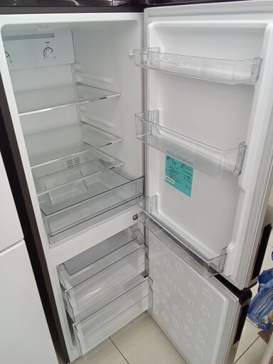 ☆リユースのサカイ横浜南店☆YM1267 Haier 冷蔵庫 JR-NF121NJ 121L 22