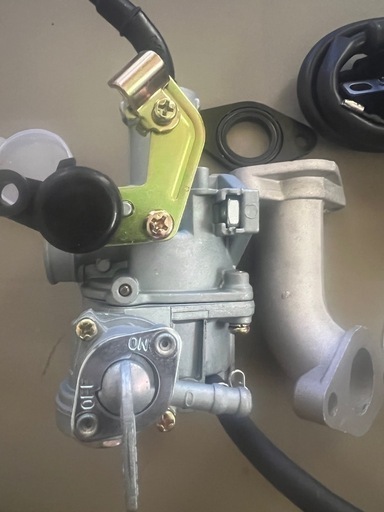 中華エンジン125cc 　ほぼ未使用　　キャブ付き　送料無料 61hniYRMppL._AC_UL210_SR210,