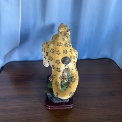 🉐①アンティーク　チーターの画像