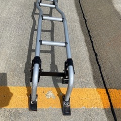 カーキャリアラダーの画像
