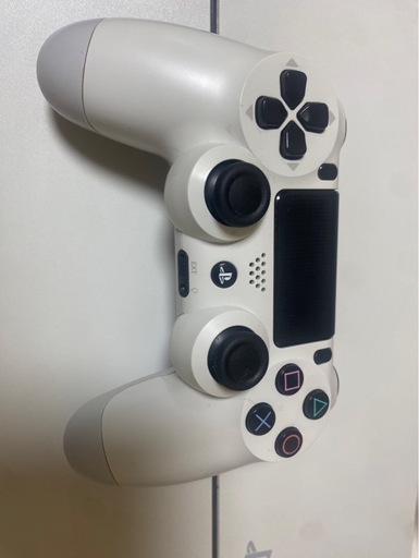 PS4本体箱付一式，ソフト4本，非純正コントローラー