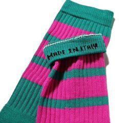 (7591) SkaterSocks (スケーターソックス) ロングソックス 靴下 男女兼用 ソックス スケボー チューブソックス Knee high Teal tube socks with Hot Pink stripes style 1 (Made in Italy)の画像