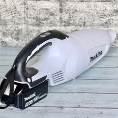 マキタ「CL181FDRFW」充電式クリーナー スタンド付きの画像