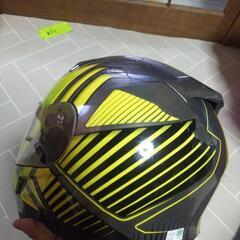 ヘルメットの画像