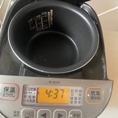 炊飯器の画像