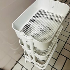 【非対面】IKEA　ワゴン①の画像