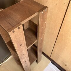木製の棚の画像
