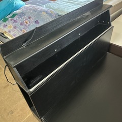 🎉【家具処分セール】セミダブルベッド 収納付きの画像