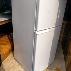 冷蔵庫 Haier 単身用の画像