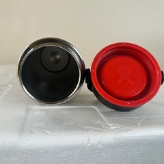 Hydro flask 24 ozの画像