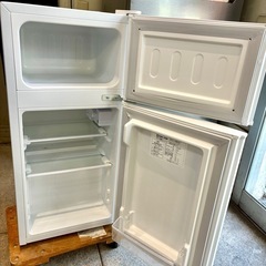 2025年製 冷蔵庫 仙台市内トラック荷台渡し無料! 60L 中古 家電 買取 の画像