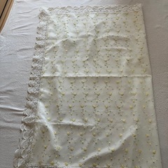 花の刺繍入りレースフリーカバー　164×128 