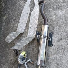 HONDA　フォルツァMF08　マフラー　ステップ　ミラー込みの画像