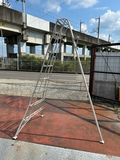 アルミ 三脚 はしご 梯子