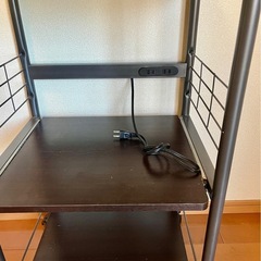 【美品✨ ニトリ】26日まで　レンジ台 棚 コンセント付き キャスター付き❷  の画像