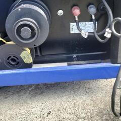商談中です。　　　岩田　ＭＩＧ　半自動溶接機　１００ｖの画像