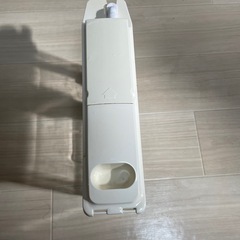東芝冷蔵庫　自動製氷機　タンクの画像