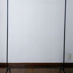 7月購入、１週使用品　美品  IKEA　MULIG　ムーリッグ　ハンガーラック、ブラック、99 × 152ｃｍ 　組立済み　イケアの画像