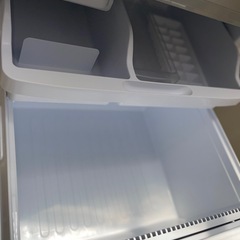 送料・設置込み可　冷蔵庫　350L SHARP 2021年　【分解クリーニング済み】の画像