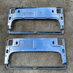 トヨタ　純正　ナンバーフレームの画像