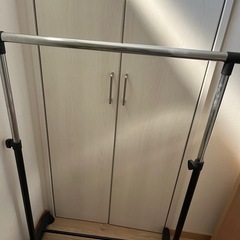 【受渡先決定済】ハンガーラックの画像
