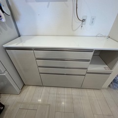美品　キッキンカウンター　収納の画像