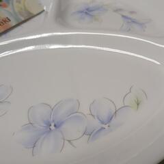 iwaki Corelle Lapinue 皿 3つ仕切り 花柄の画像
