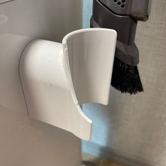 （ジャンク品）ダイソン掃除機Dyson Cyclone V10シリーズ用フロアドック（収納スタンド）の画像