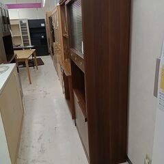 リユースのサカイ栃木店★ジモティ割あり★ ユーアイ 食器棚 ブラウン W84.5×D39×H165 クリーニング済み TC9832の画像