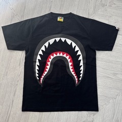 APE Tシャツ　Lサイズの画像
