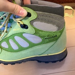 mont-bell アウトドアシューズの画像