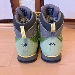 mont-bell アウトドアシューズの画像