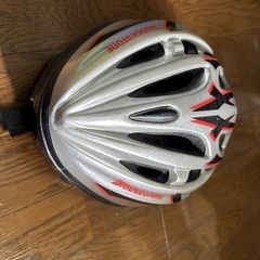 【未使用】子供用自転車ヘルメット エアリオ　サイズM ブリヂストンの画像