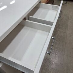 J8522【リユースのサカイ柏店】 株式会社マルミツ キャスター付レンジ台 クリーニング済の画像