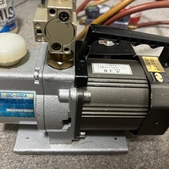 エアコン取付用の工具セットの画像