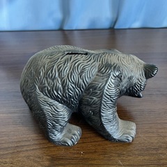 🉐①アンティーク　熊　貯金箱の画像