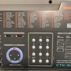CASIO　電子キーボードの画像