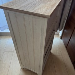 キャビネットの画像
