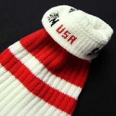 (2739) SkaterSocks (スケーターソックス) ロングソックス 靴下 男女兼用 ソックス チューブソックス Knee high White tube socks with Red stripes style 3 (22インチ) スケボー SK8 SKATE スケートボードの画像