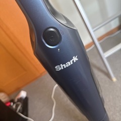 Shark コードレス掃除機の画像