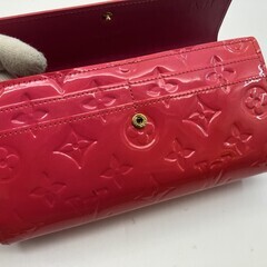 【訳あり】ルイヴィトン 長財布 ヴェルニ ポルトフォイユサラ 箱 クロス ポルトフォイユ・サラ モノグラム・ヴェルニ ノワール・マニ