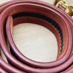 ゴールドバックル　ブラウンレザーベルトの画像