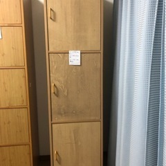 扉付きカラーボックスの画像