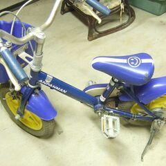 アンパンマン幼児用自転車の画像